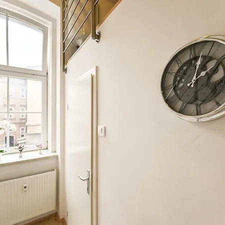 Apartment Apartma N'poznam Tobacna 2 *