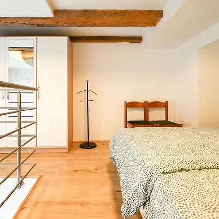 Apartma N'poznam Tobacna 2 Appartement *